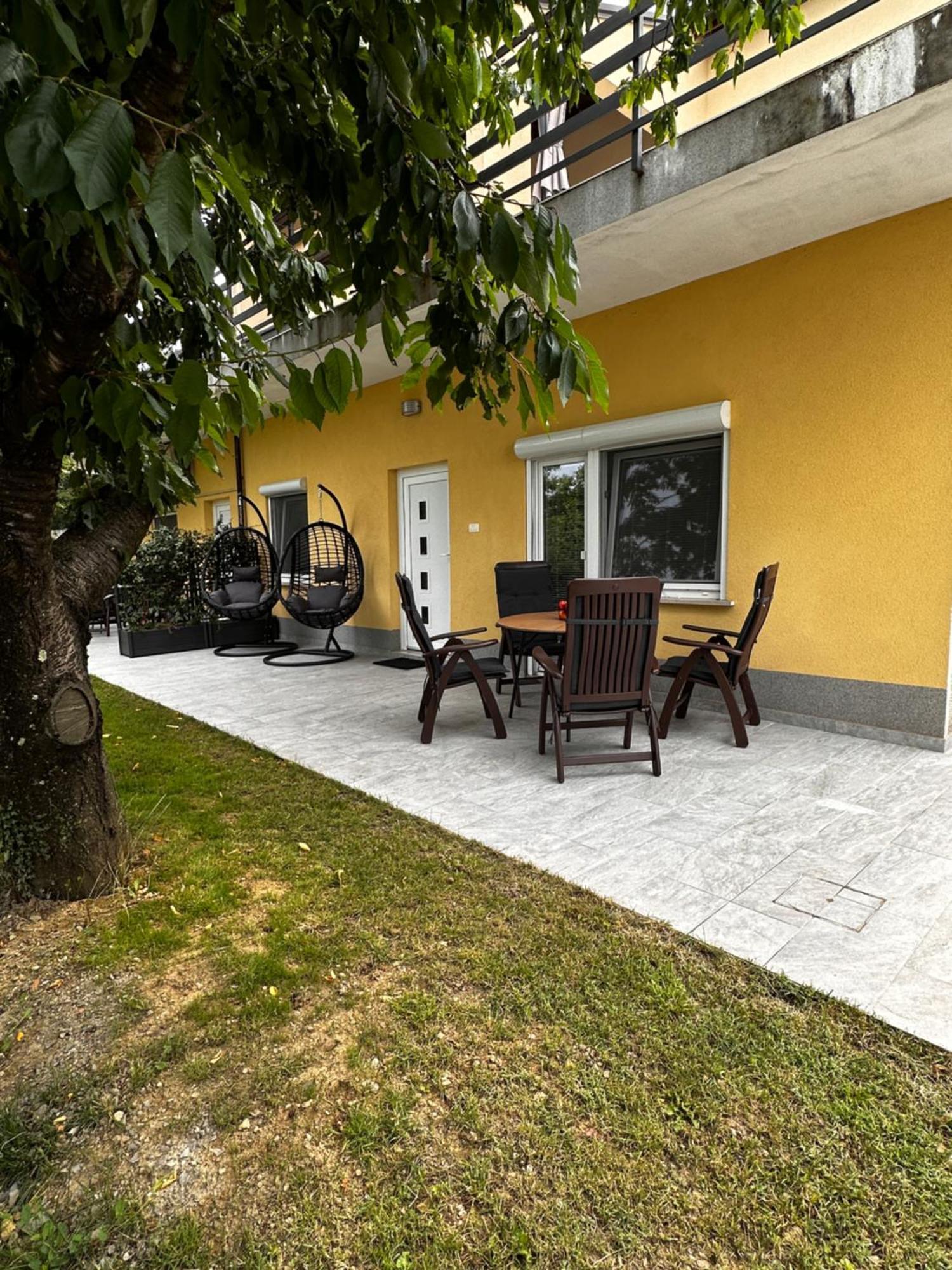 Riad Apartments Premium Zgornje Skofije Zewnętrze zdjęcie